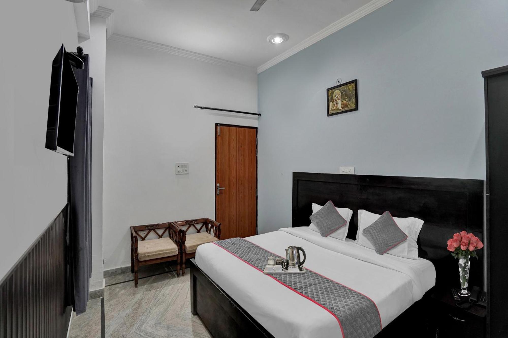 Collection O Samira Residency Near Botanic Garden Of Indian Republic Hotel โนอิดา ภายนอก รูปภาพ